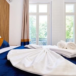 Camera con letto king size